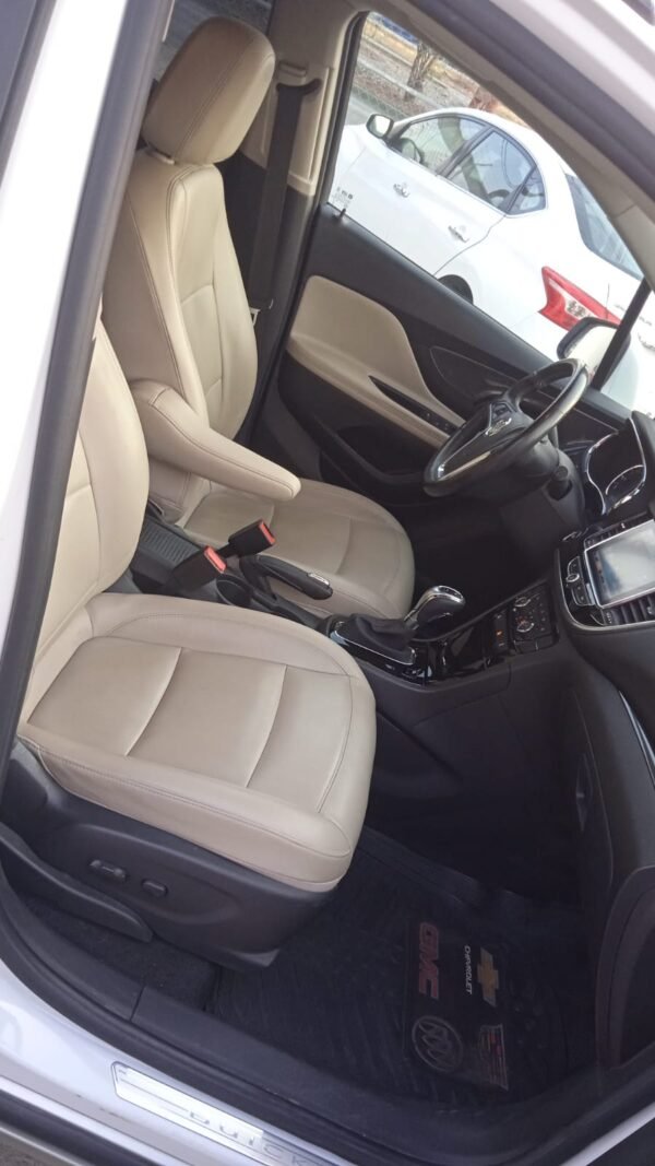 Buick Encore Premium - Imagen 11