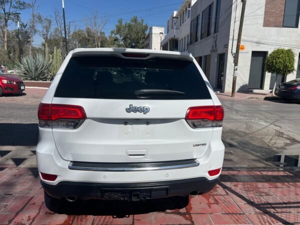 Jeep Grand Cherokee Limited Lujo - Imagen 7