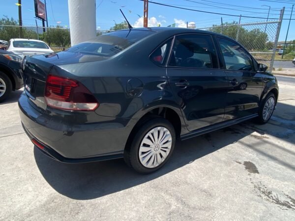 WV Vento Starline - Imagen 3