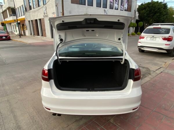 VW JETTA MK VI LIVE - Imagen 3