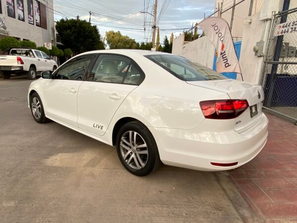VW JETTA MK VI LIVE - Imagen 8