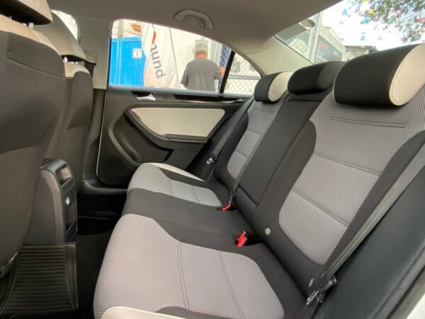 VW JETTA MK VI LIVE - Imagen 10