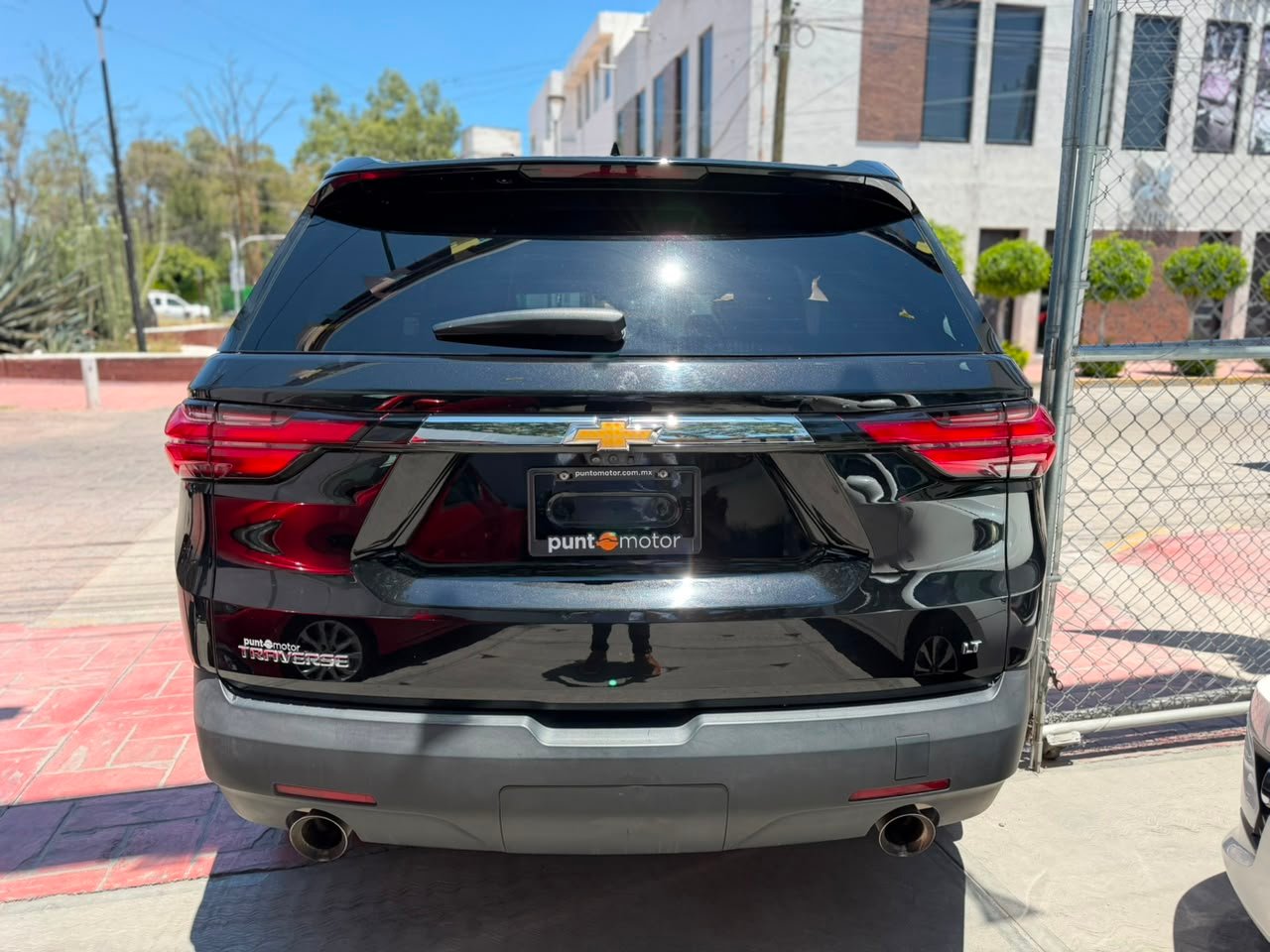 CHEVROLET TRAVERSE SUV LT 2023 - Imagen 9