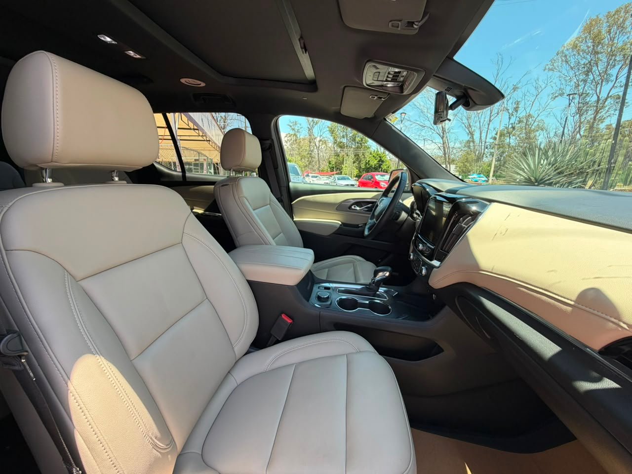 CHEVROLET TRAVERSE SUV LT 2023 - Imagen 16