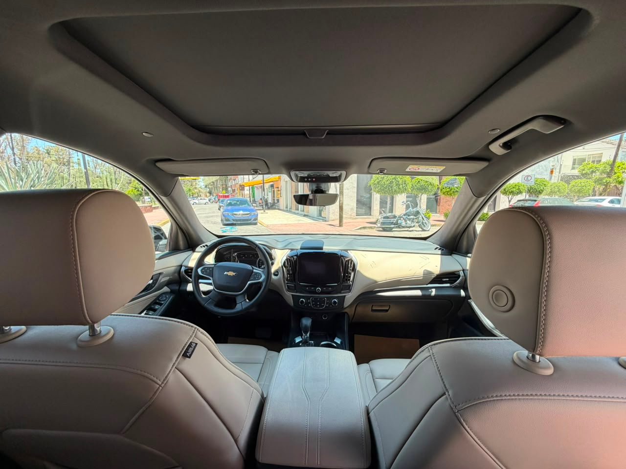 CHEVROLET TRAVERSE SUV LT 2023 - Imagen 15
