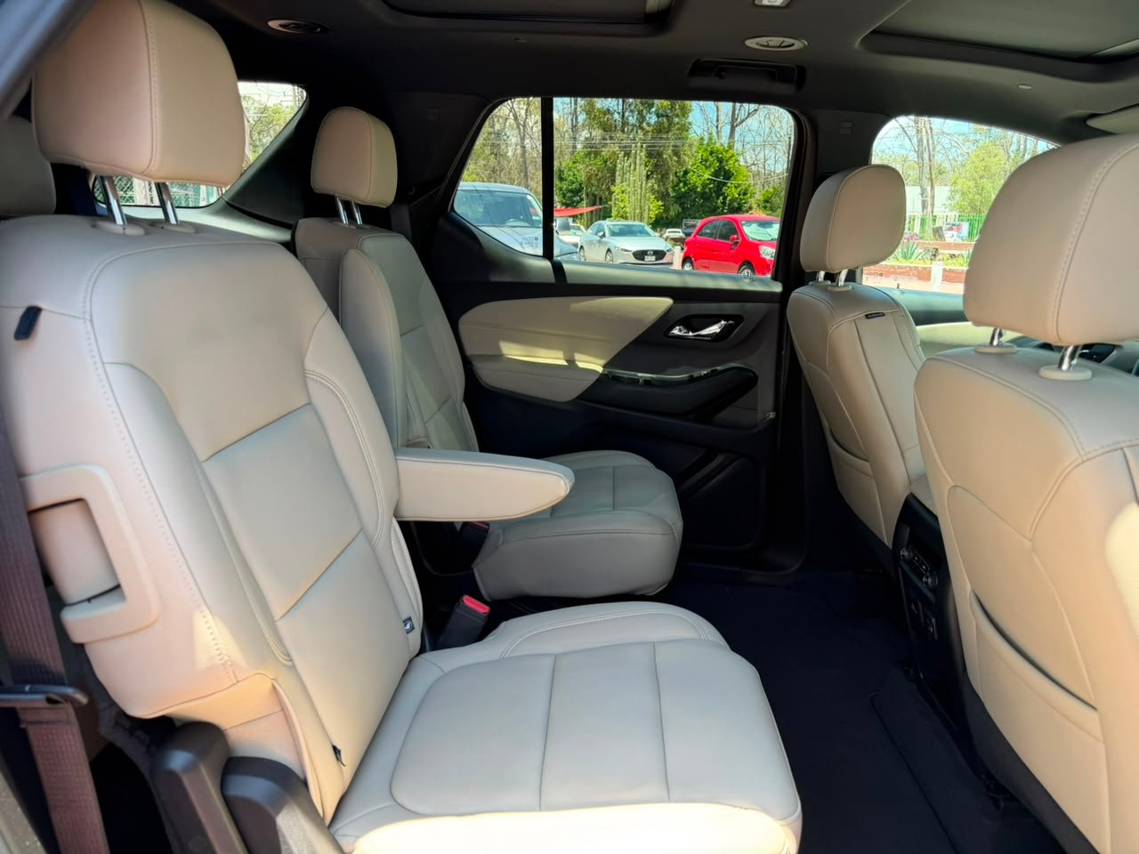 CHEVROLET TRAVERSE SUV LT 2023 - Imagen 18
