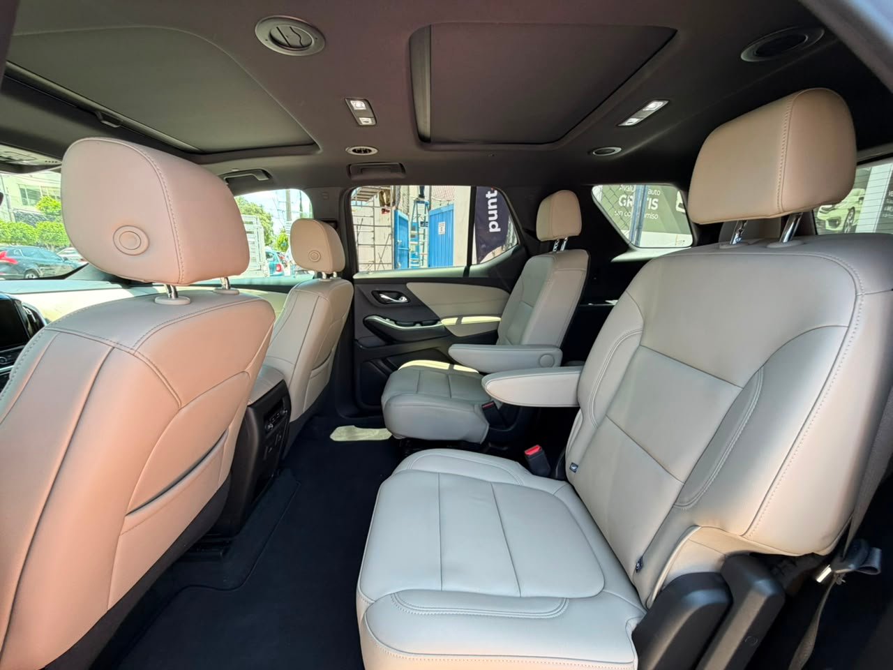 CHEVROLET TRAVERSE SUV LT 2023 - Imagen 14